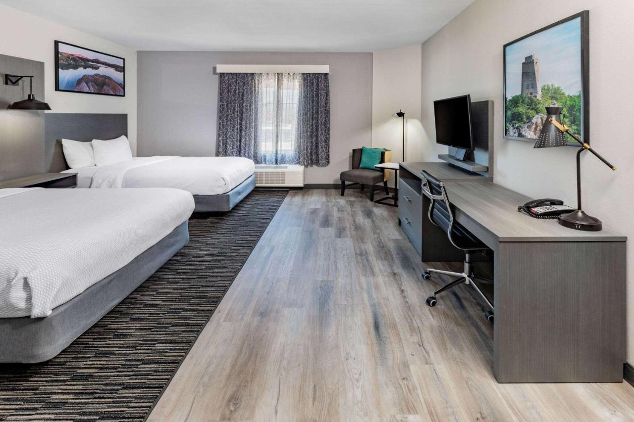 La Quinta Inn & Suites By Wyndham Ardmore Ngoại thất bức ảnh