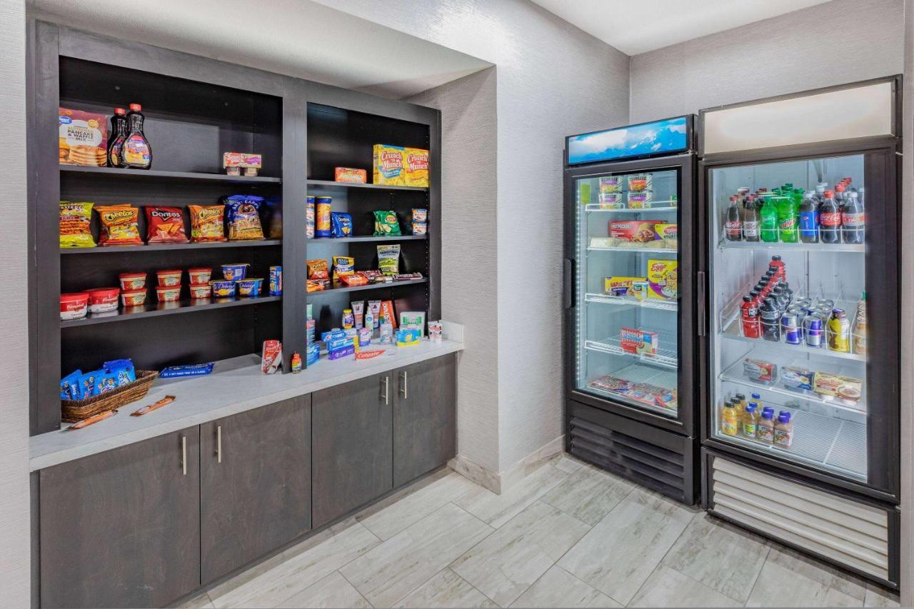 La Quinta Inn & Suites By Wyndham Ardmore Ngoại thất bức ảnh