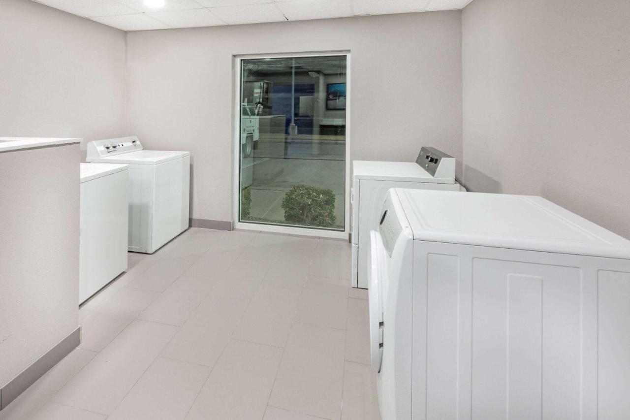 La Quinta Inn & Suites By Wyndham Ardmore Ngoại thất bức ảnh