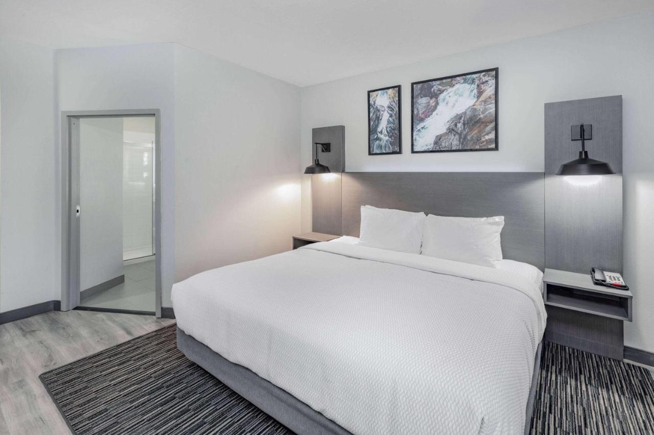 La Quinta Inn & Suites By Wyndham Ardmore Ngoại thất bức ảnh